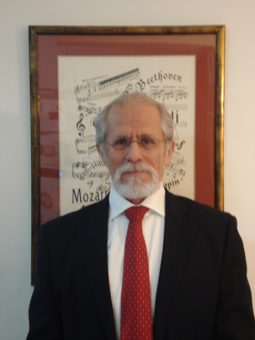 Uri Aharon