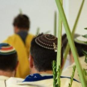 Elohim hashivenu: A liturgical insertion for the High Holidays in Salamone Rossi's version in Italy and beyond 